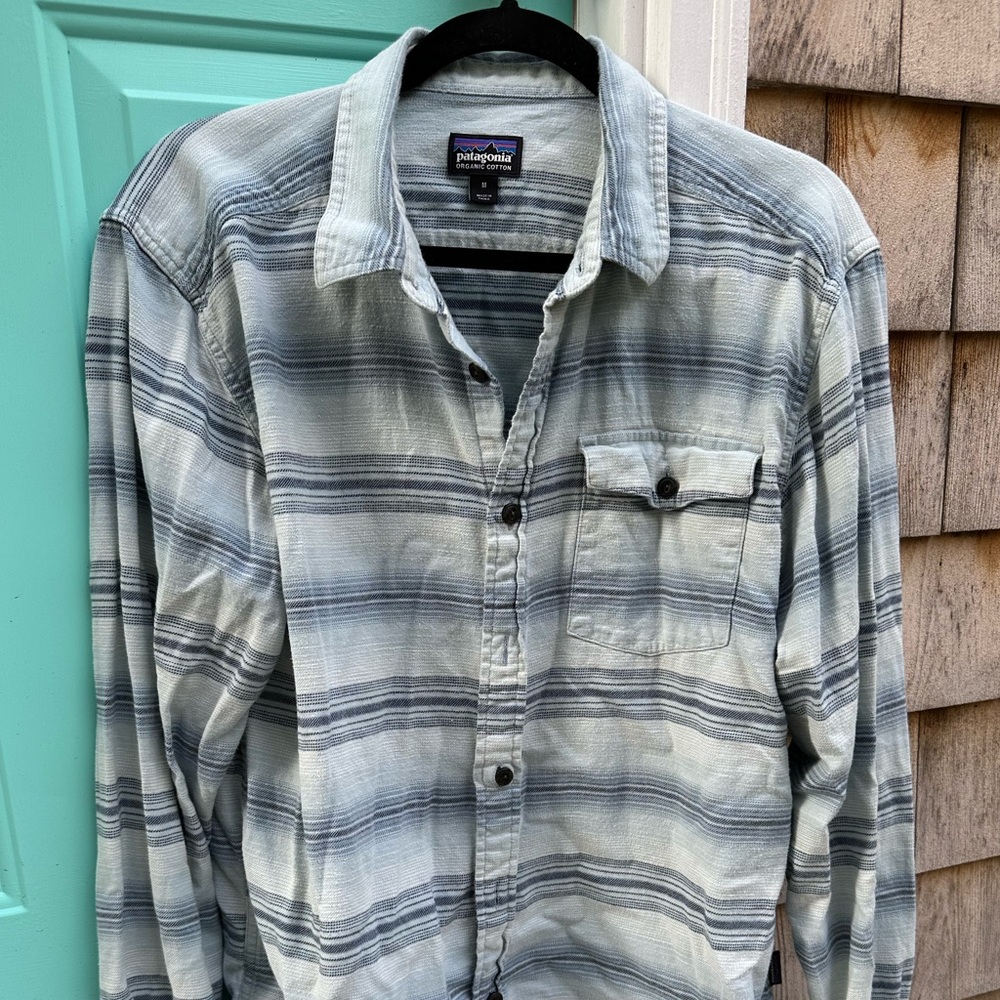 Patagonia Organic Cotton Lightweight Fjord Flannel